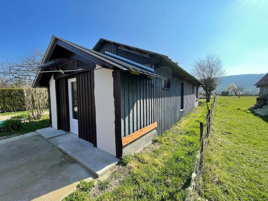 Petite Maison Chaleureuse Des Boucles De La Seine Le Mesnil-sous-Jumièges Exteriér fotografie